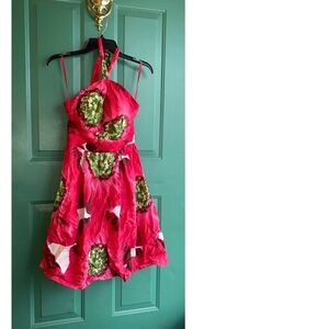 BCBG size 4 stunning silk cocktail dress